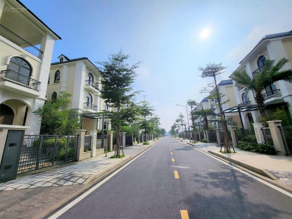 Bán liền kề, biệt thự starlake tây hồ tây 108m2 đến 280m2 chỉ từ 55 tỷ,  0983 638 ***