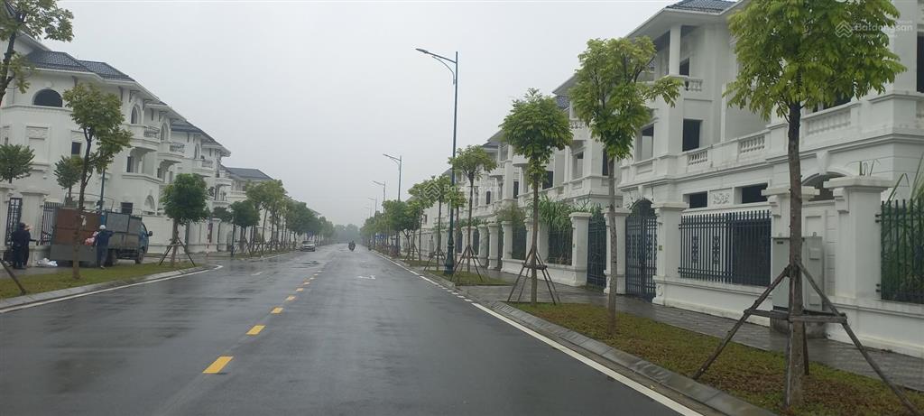 Bán bt tại khu biệt thự vườn cam, 130 triệu, 200m2, bao đẹp