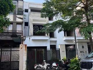Cho thuê lô biệt thự 240m2 khu ngoại giao đoàn, phường xuân đỉnh, hà nội