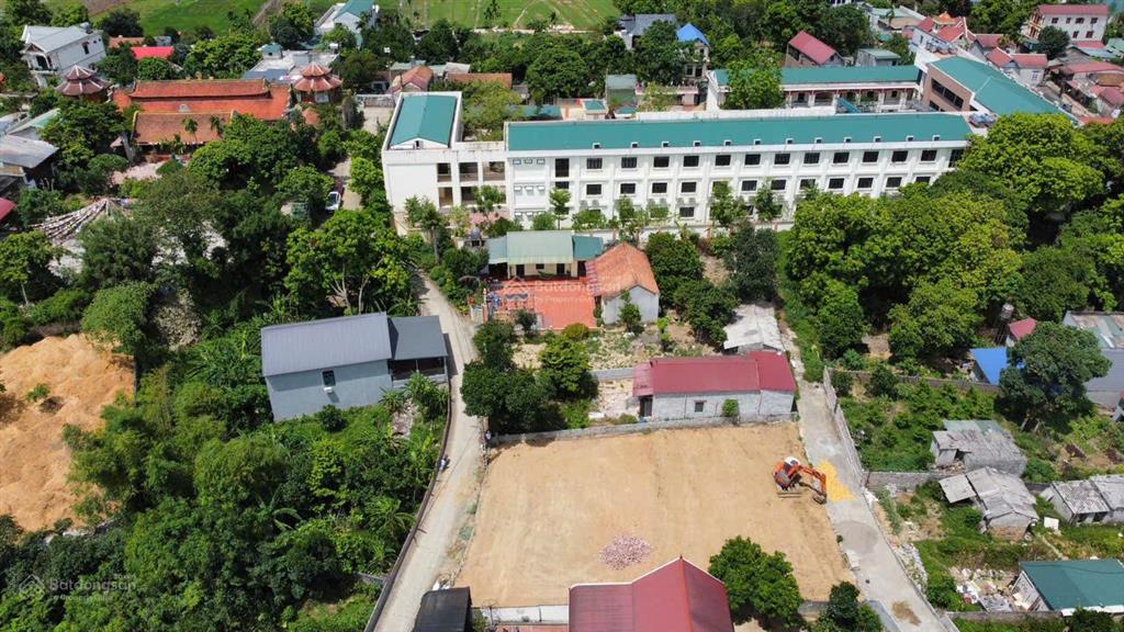 Chương mỹ giá tốt, sổ đỏ riêng, mua 1 được 2  đất gần ql21, giá phù hợp thị trường hơn 20%