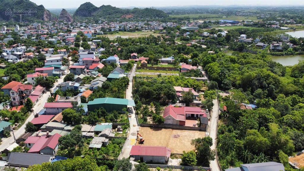 Chương mỹ giá tốt, sổ đỏ riêng, mua 1 được 2  đất gần ql21, giá phù hợp thị trường hơn 20%