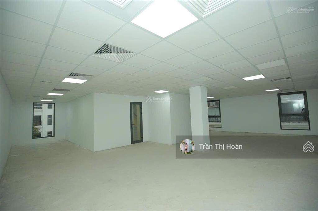 Chính chủ bán liền kề có sân vườn nguyễn tuân, nguỵ như kon tum 224m 5 tầng 1 hầm dòng tiền 2,4 tỷ