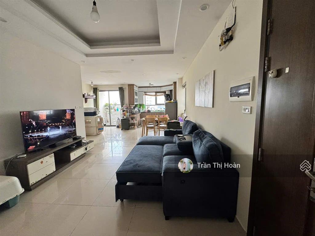 Em cần bán căn 2 ngủ tòa n04a ngoại giao đoàn giá nhỉnh 9 tỷ .0979 343 ***