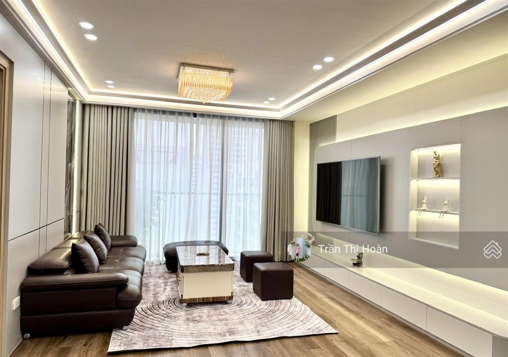 Chính chủ cần bán căn góc 75m tầng 12 chung cư tràng an complex giá nhỉnh 8 tỷ.0979 343 ***