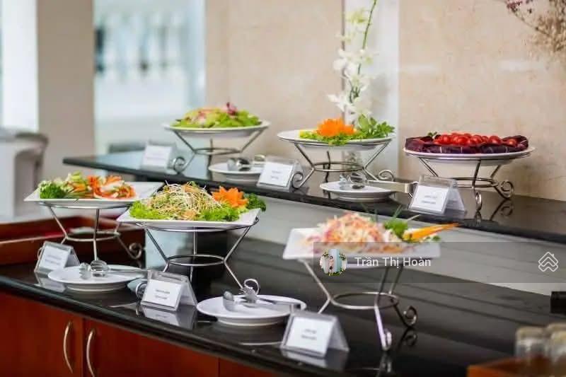 Bán khách sạn 9 tầng lê đức thọ, mỹ đình dòng tiền ổn định 4 tỷ/năm. giá chỉ 119 tỷ có tl