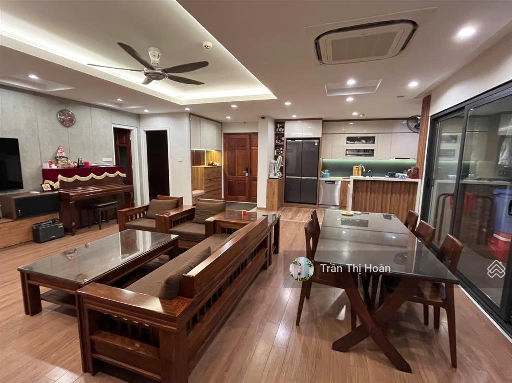 Cho thuê căn 3 ngủ full nội thất chung cư c1c2 ngõ 323 xuân đỉnh giá tốt. 0979 343 ***