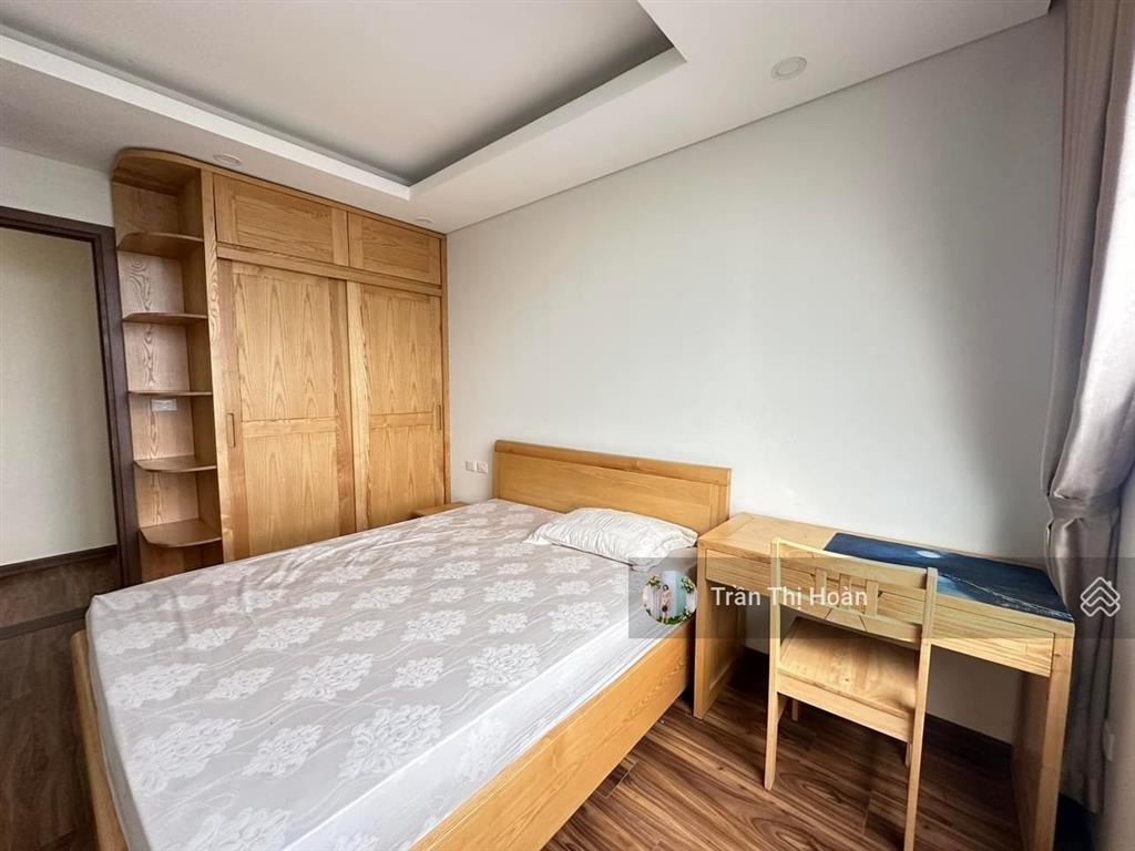 Cần cho thuê gấp căn góc 3 ngủ chung cư c1c2 323 xuân đỉnh full nội thất giá tốt. 0979 343 ***