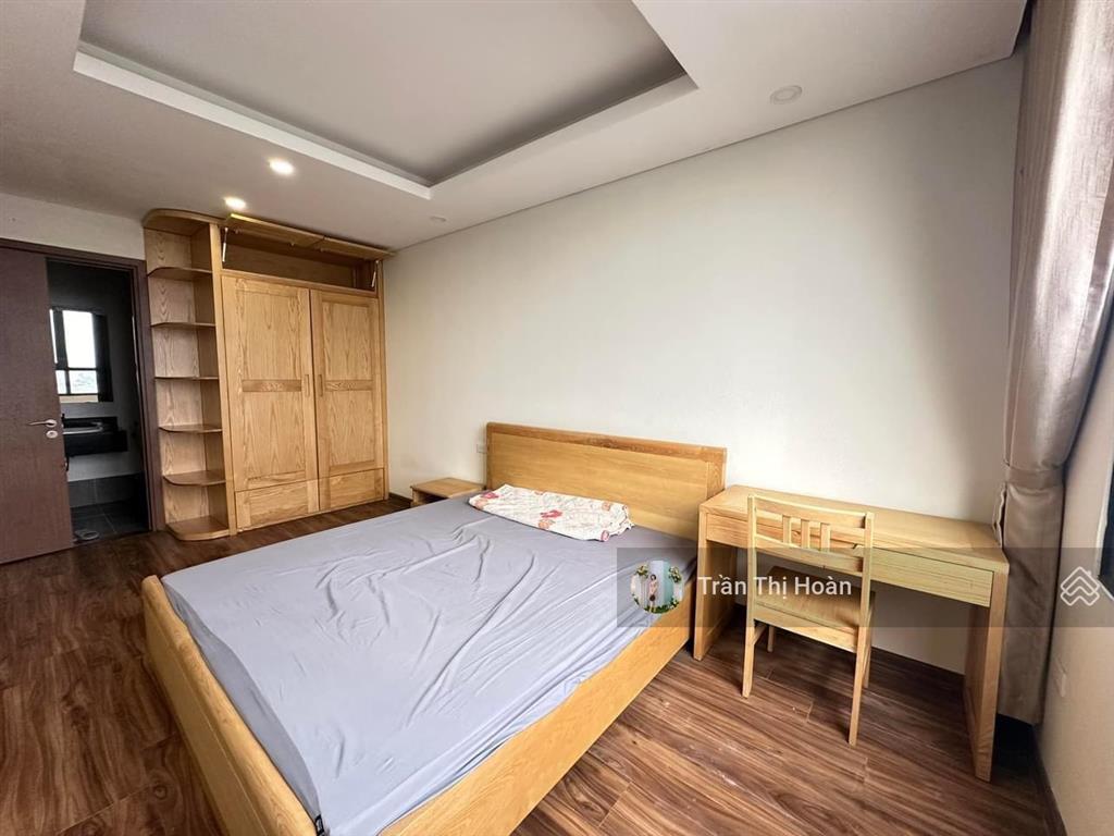 Cần cho thuê gấp căn góc 3 ngủ chung cư c1c2 323 xuân đỉnh full nội thất giá tốt. 0979 343 ***