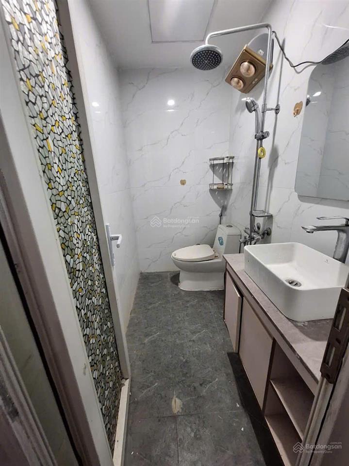 Chính chủ cho thuê nhà kề chợ lai xá, ô tô đỗ cửa,cách quốc lộ 32 chỉ 80m tại thôn lai xá, hoài đức