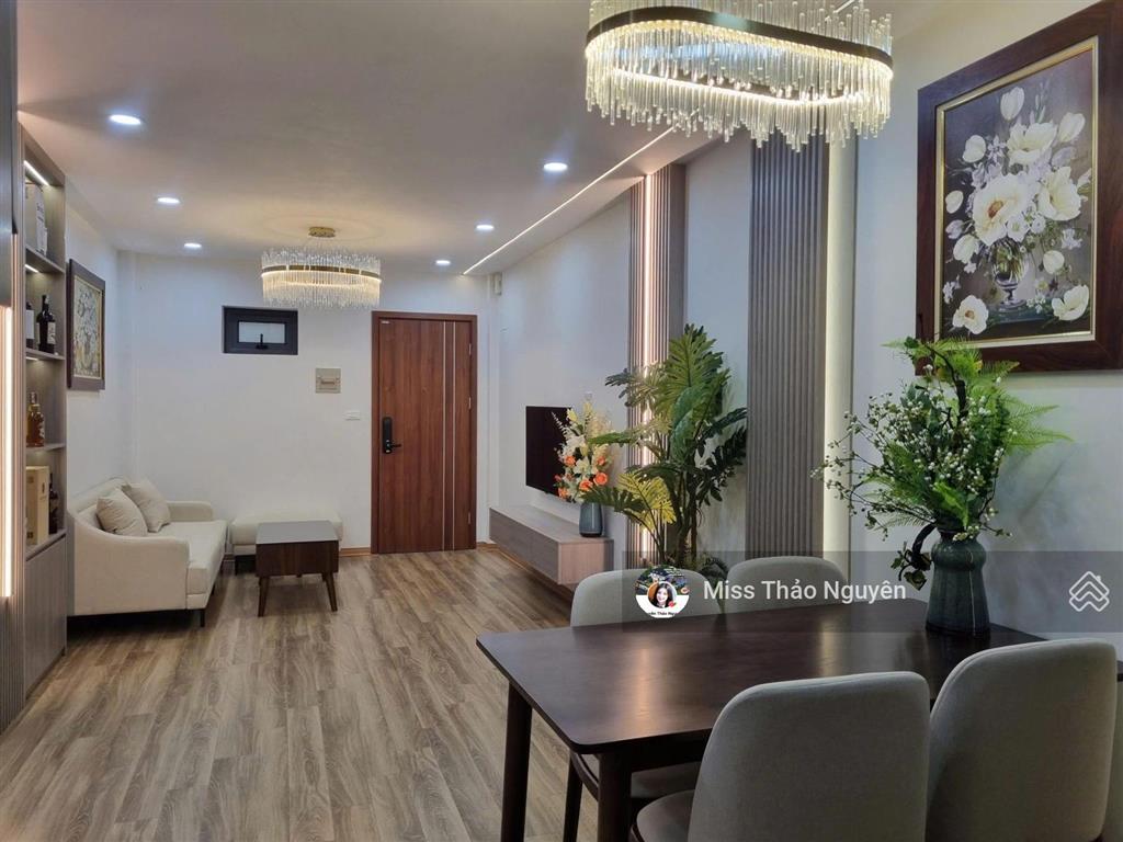 Giảm giá kịch sàn cắt lỗ sâu từ 6,55 tỷ còn 5 tỷ .