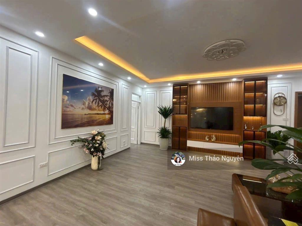 Cực cần bán căn hộ 119m2 3 ngủ 2wc tòa 17t6 hoàng đạo thúy giá 9 tỷ có tl nếu khách chốt cọc ngay