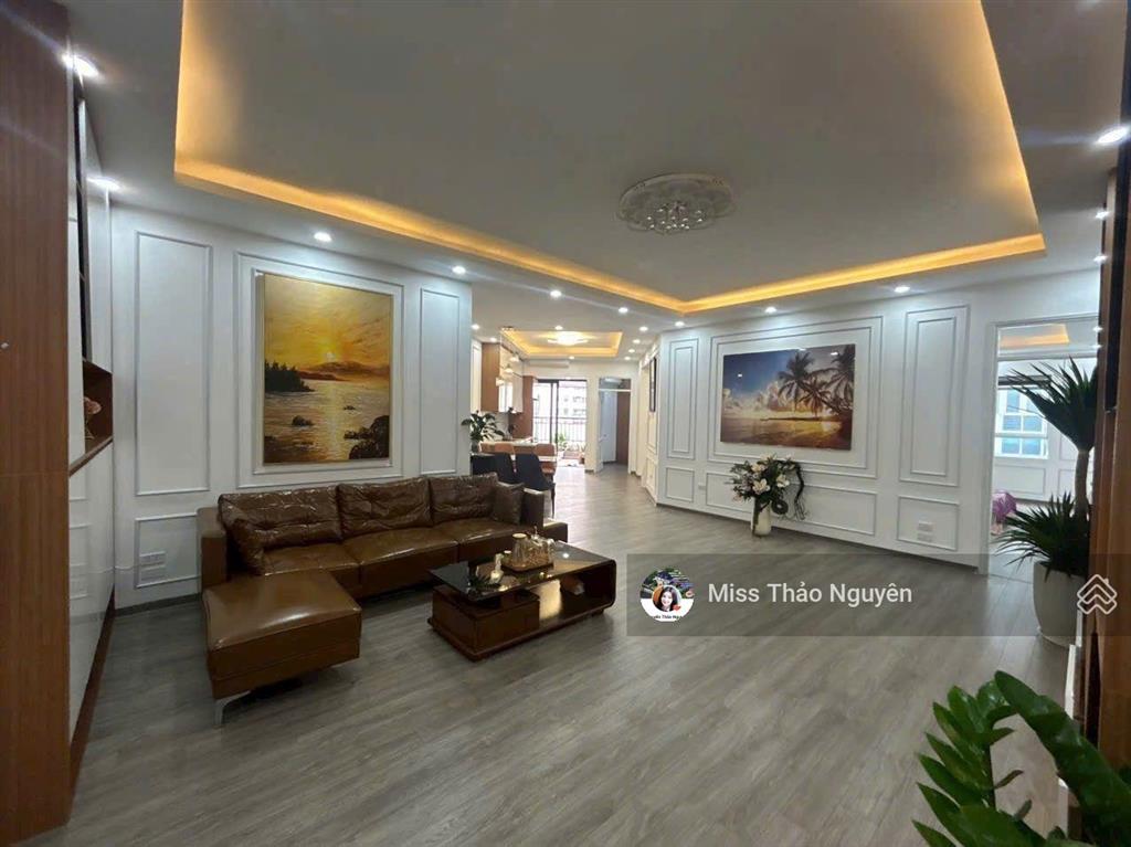 Cực cần bán căn hộ 119m2 3 ngủ 2wc tòa 17t6 hoàng đạo thúy giá 9 tỷ có tl nếu khách chốt cọc ngay