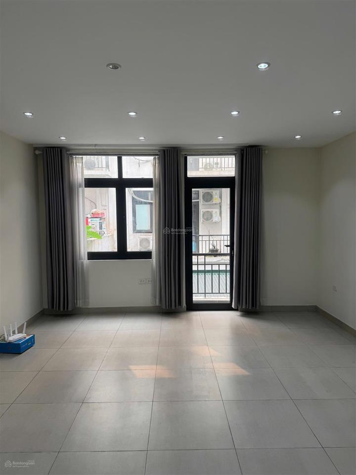 Chính chủ cho thuê shophouse xuân la