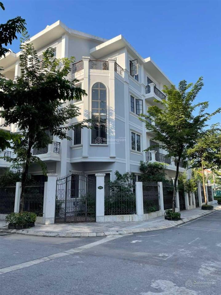 Bán biệt thự 142.9m2 view chung cư, vườn hoa, đẹp nhất dự án đại kim hacinco xây 5 tầng, 0977 917 ***