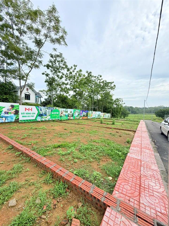 Chỉ 2 tỷ có 100m2 full thổ cư, sẵn sổ sang tên ngay.  0813 112 ***
