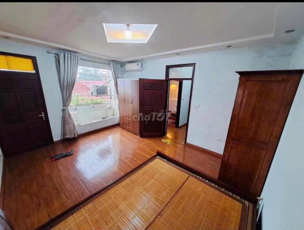 Bán nhà 5 tầng ngõ 207 phường xuân đỉnh.