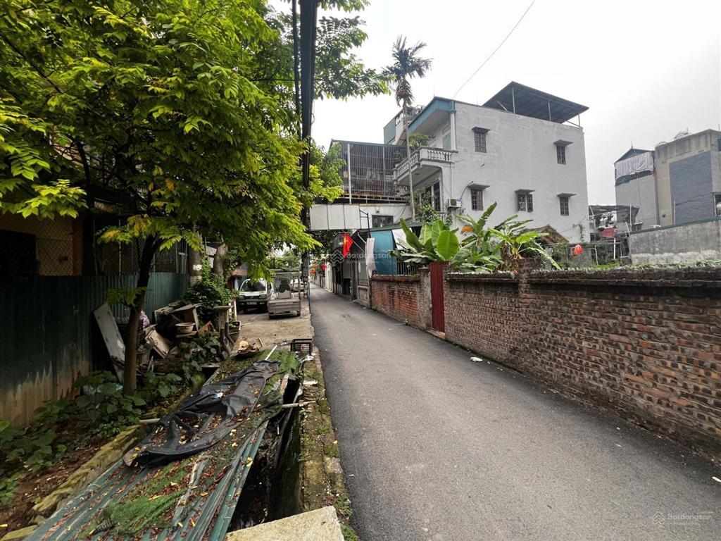 Bán lô đất 209m2 phố đại mỗ ngã tư phố sa đôi