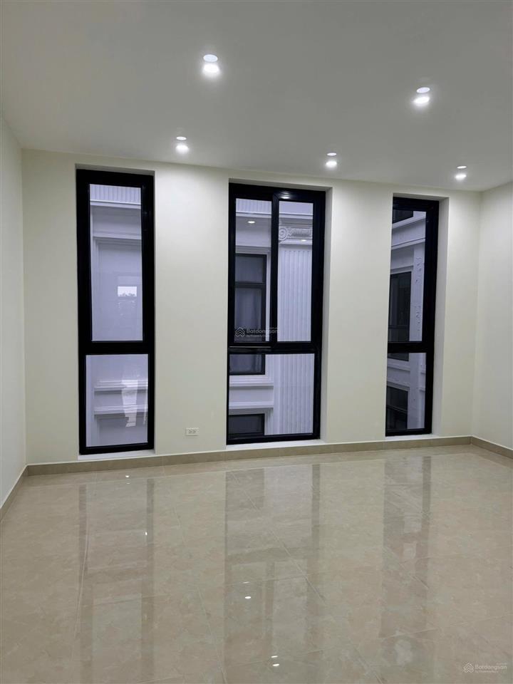 Tôi cần cho thuê liền kề louis city hoàng mai  tân mai, 100m² x 5 tầng, giá 3xtr/tháng