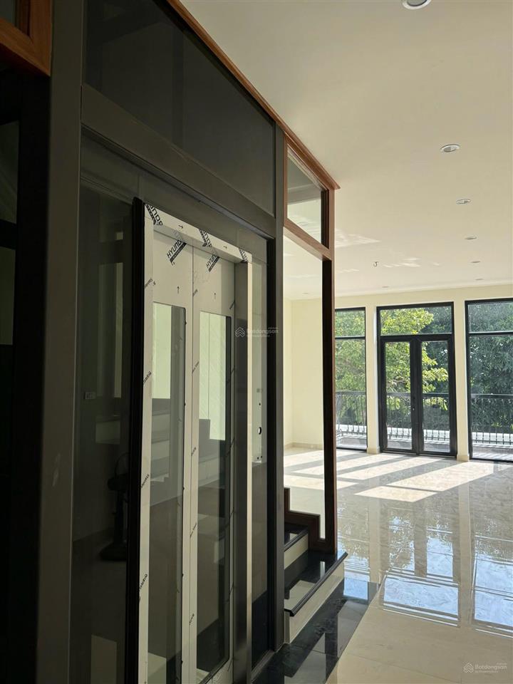 Tôi cần cho thuê liền kề louis city hoàng mai  tân mai, 100m² x 5 tầng, giá 3xtr/tháng