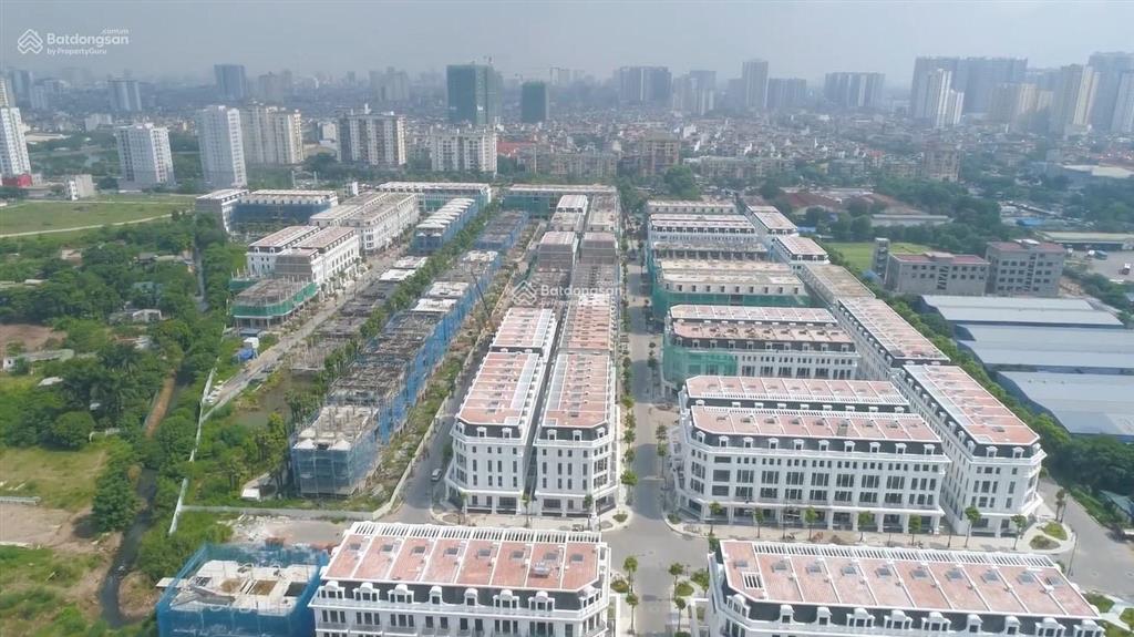 Cần thanh toán ngân hàng nên bán nhanh căn louis city hoàng mai diện tích 95m2 đường 13m view đẹp