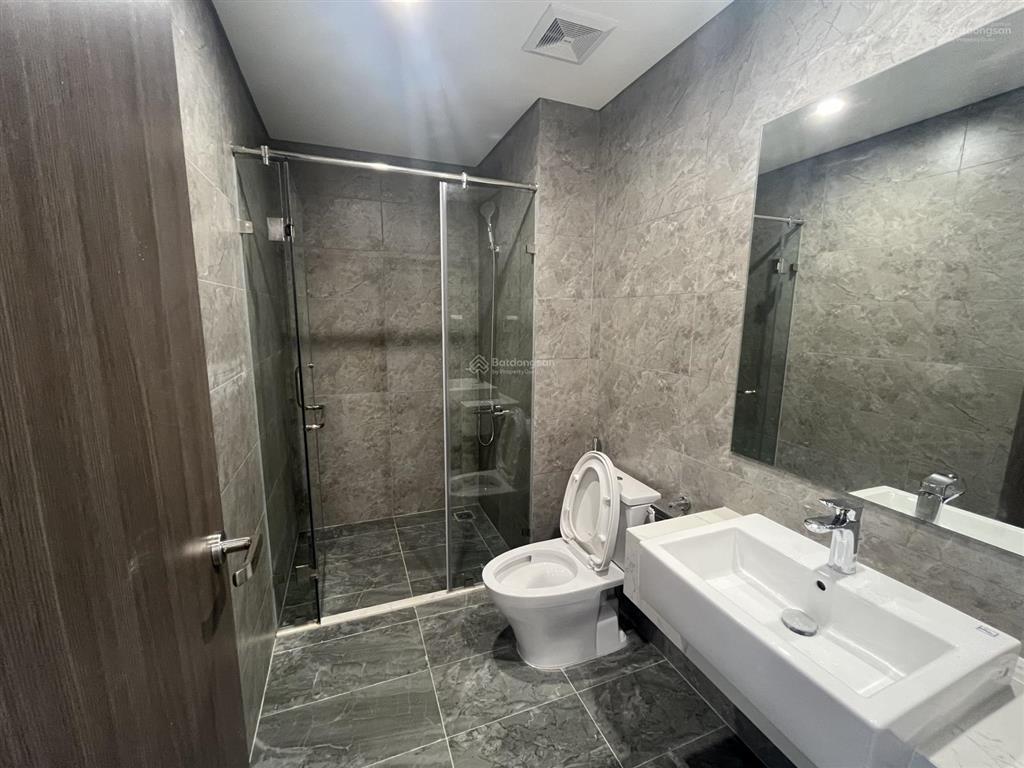 Cho thuê căn 2pn, diện tích 62m2 tại tòa be3 vinhomes ocean park 1, tầng đẹp