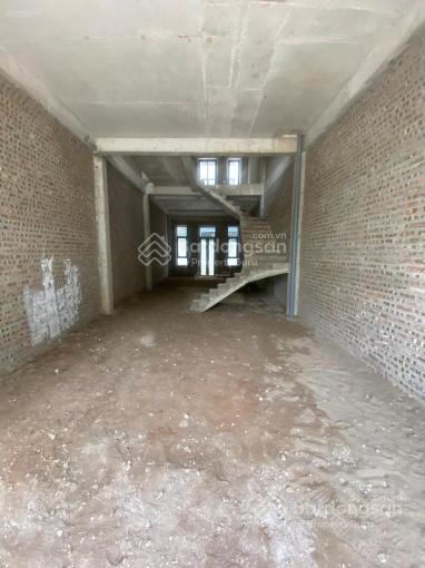 Tôi cần cho thuê thô nguyên căn liền kề louis city hoàng mai  tân mai, 100m² x 5 tầng