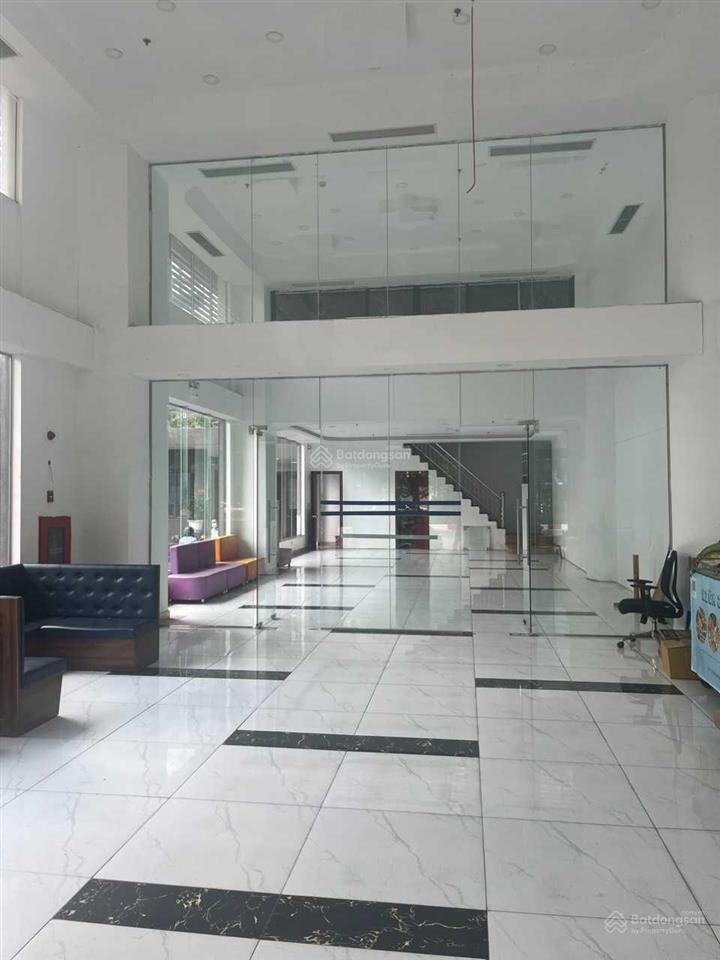 Cho thuê sàn tm tòa 26 liễu giai giá rẻ 0944 040 ***