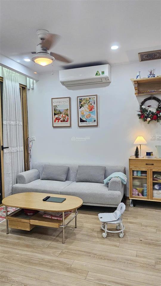 Chính chủ cần bán nhanh 2 pn bonanza duy tân gần cầu giấy  71,2 m2  nội thất đẹp  đã có sổ