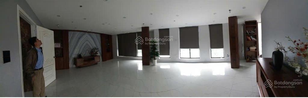 Bán gấp tòa nhà lô góc 6 tầng + 1 tum  vị trí kim cương hà đông