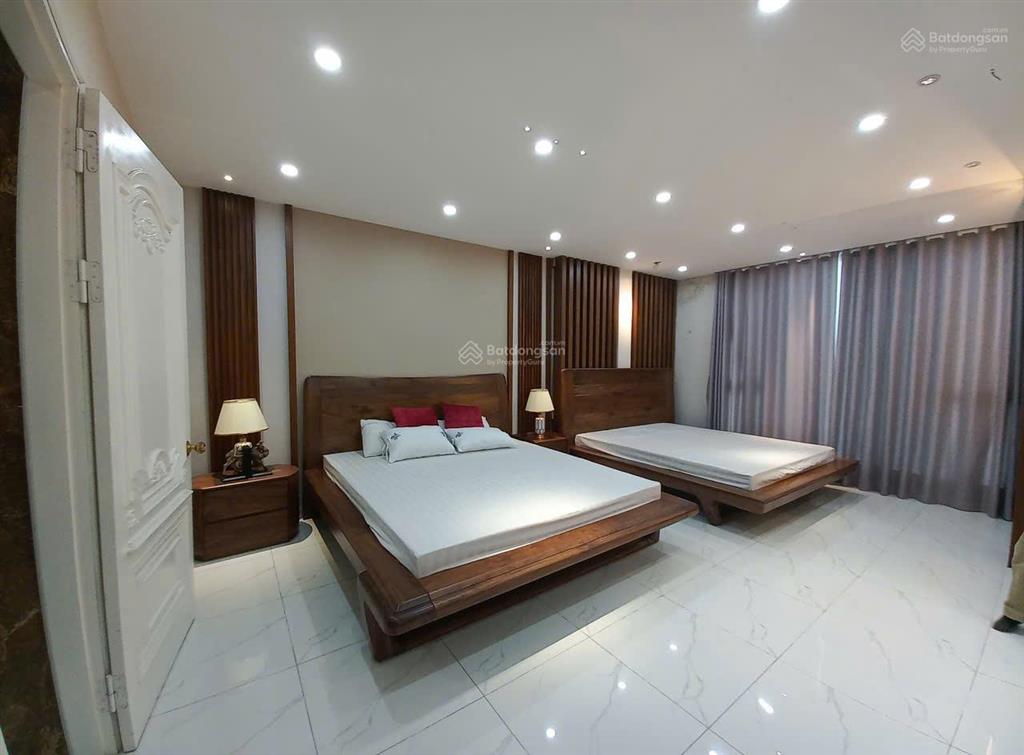 Bán gấp tòa nhà lô góc 6 tầng + 1 tum  vị trí kim cương hà đông