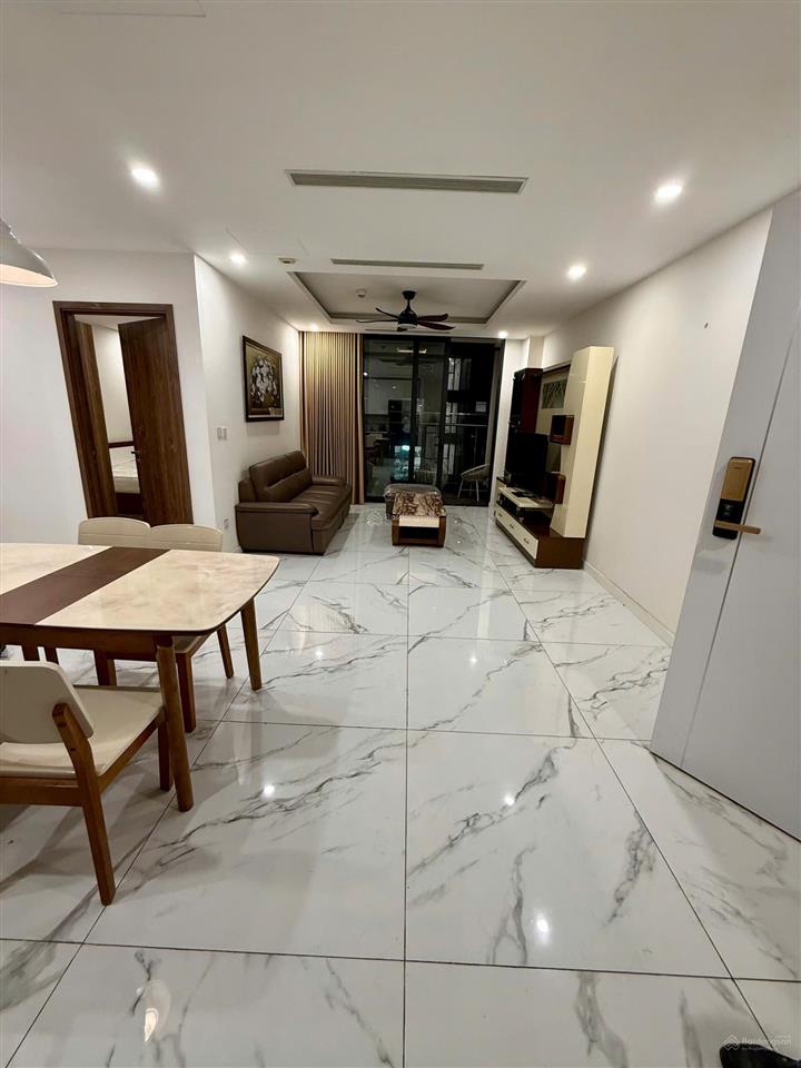 Chính chủ bán gấp căn hộ 3pn góc cao cấp sunshine city, 2wc, full nội thất đẹp, mới tinh