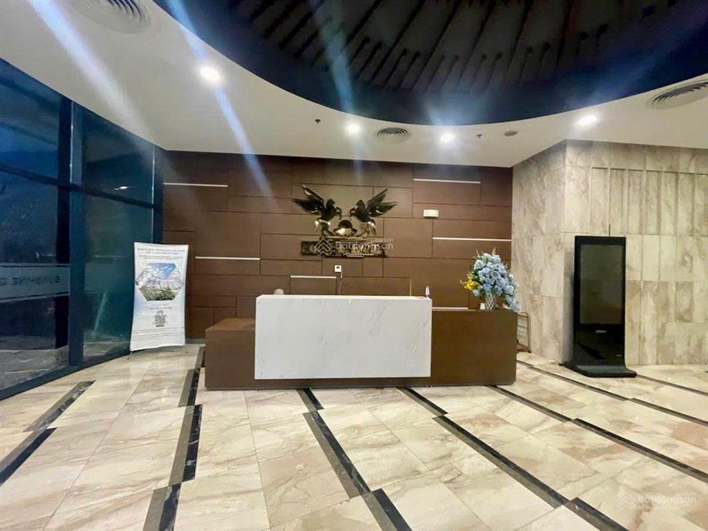 Chính chủ bán gấp căn hộ 3pn góc cao cấp sunshine city, 2wc, full nội thất đẹp, mới tinh