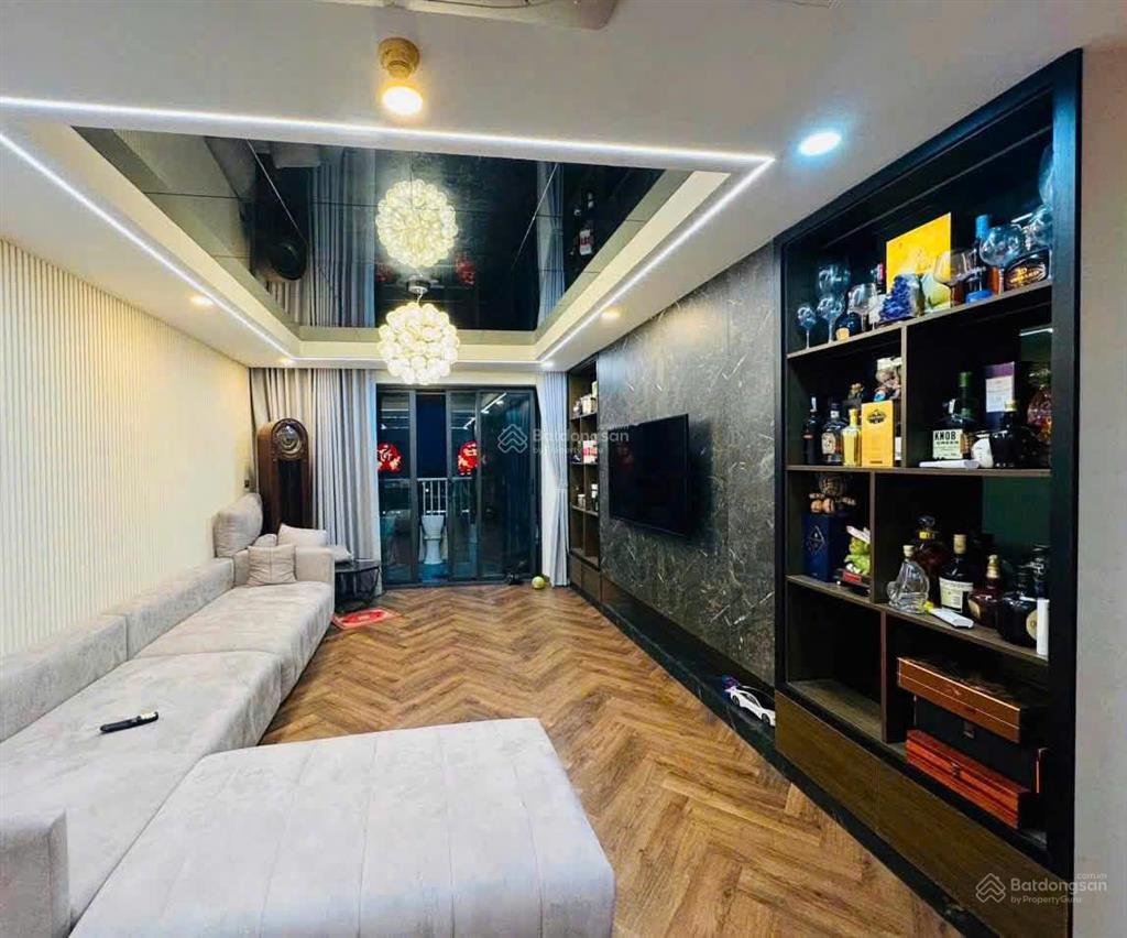 Bán căn 145 m2 3pn 2wc tầng 15 tòa p1  ciputra, 13 tỷ full nội thất