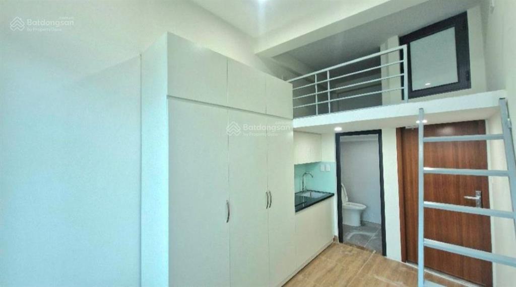 Chdv căn góc nhổn 6t thang máy  10p thu 40tr giá giảm 9.4x tỷ