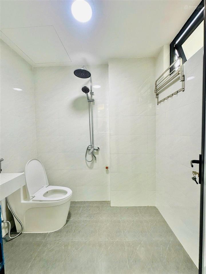 Nhà mới 6 tầng thang máy minh khai cầu diễn  lô góc 4pn kk  sát metro nhổn