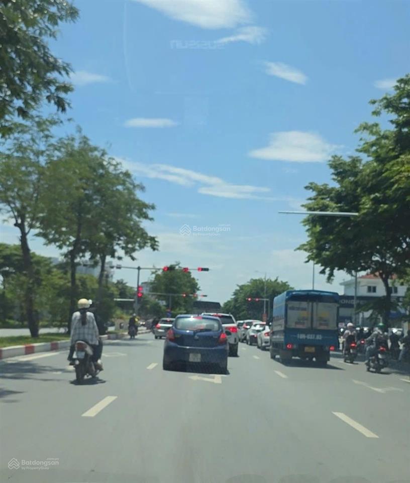 Đất phân lô trịnh văn bô  xuân phương  80m2 xây tòa chdv vp  sát cđ fpt gần metro nhổn