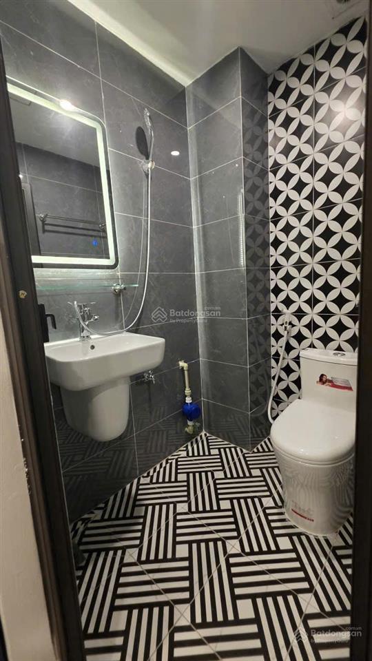 Chdv cổ nhuế lô góc 3 thoáng20 phòngdòng tiền 90tr/thánggiá 19 tỷ