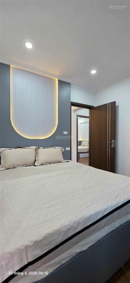Bán chung cư mỹ đình 2 95m2 3n 2vs sổ đỏ cất két mặt phố view sân mđ giá 7.x tỷ