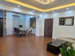Bán chung cư mỹ đình 2 95m2 3n 2vs sổ đỏ cất két mặt phố view sân mđ giá 7.x tỷ