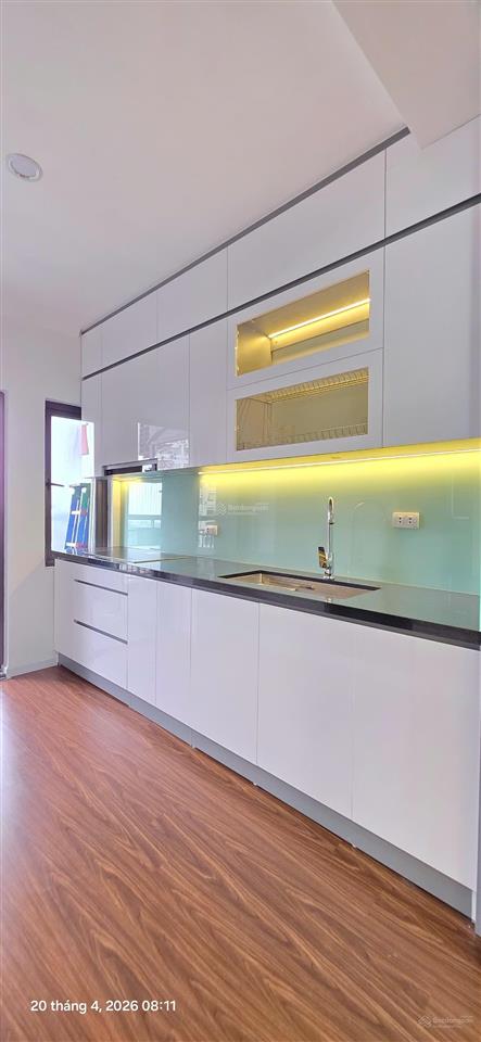 Bán chung cư mỹ đình 2 95m2 3n 2vs sổ đỏ cất két mặt phố view sân mđ giá 7.x tỷ