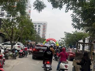 Bán 68m2 trục đường chính phân lô tu hoàng đường rộng 17,5m nhìn sang trường quốc tế phenikaa