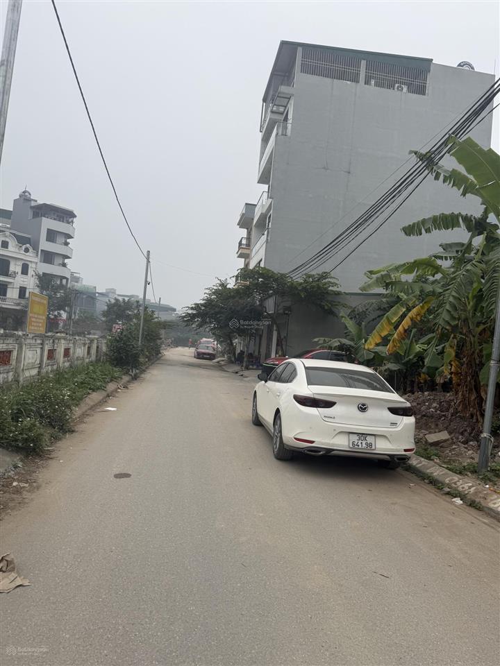 Bán ô góc 3 mặt thoáng view mặt hồ lai xá, diện tích 68m2, đường vỉa hè xe tải tránh, sát kđt