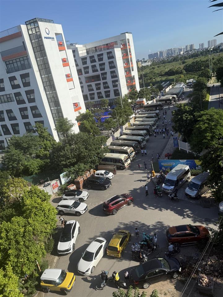 Bán nhà đất phân lô tu hoàng xuân phương dt 75m2 mt 5,65m, đường vỉa hè 13,5m sát trục đường chính