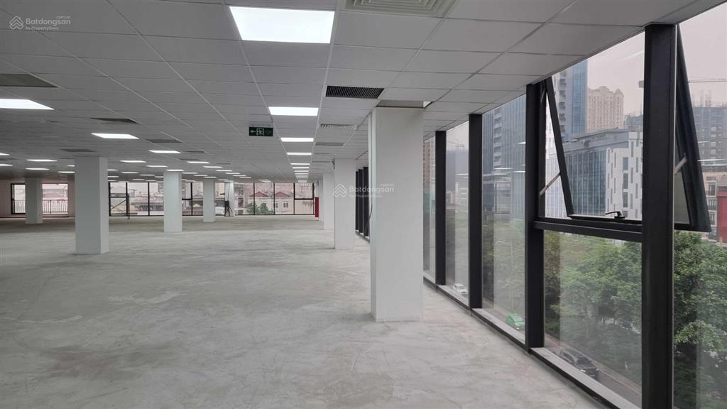 Chính chủ cho thuê văn phòng tại 99 võ chí công, xuân la, tây hồ 120m2  150m2  1000m2