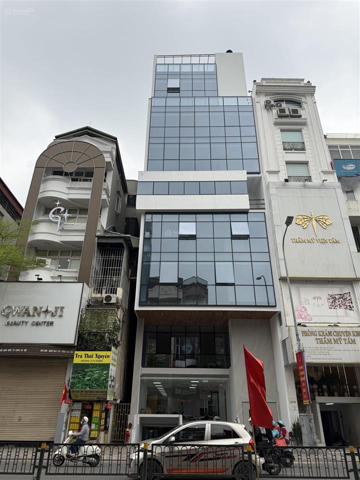 Cho thuê mặt bằng kinh doanh và văn phòng 350m2 tại 215 tôn đức thắng đống đa