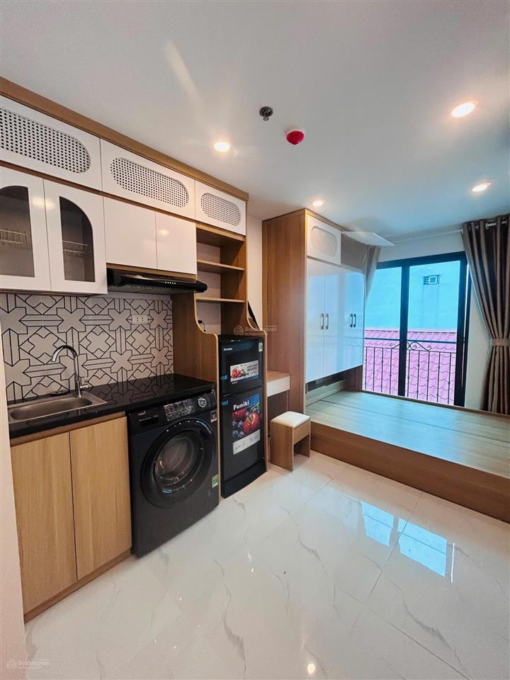 Chuyển nhượng tòa nhà phú diễn 67m², 7,5 tầng, 22 phòng khép kín, giá 19,5