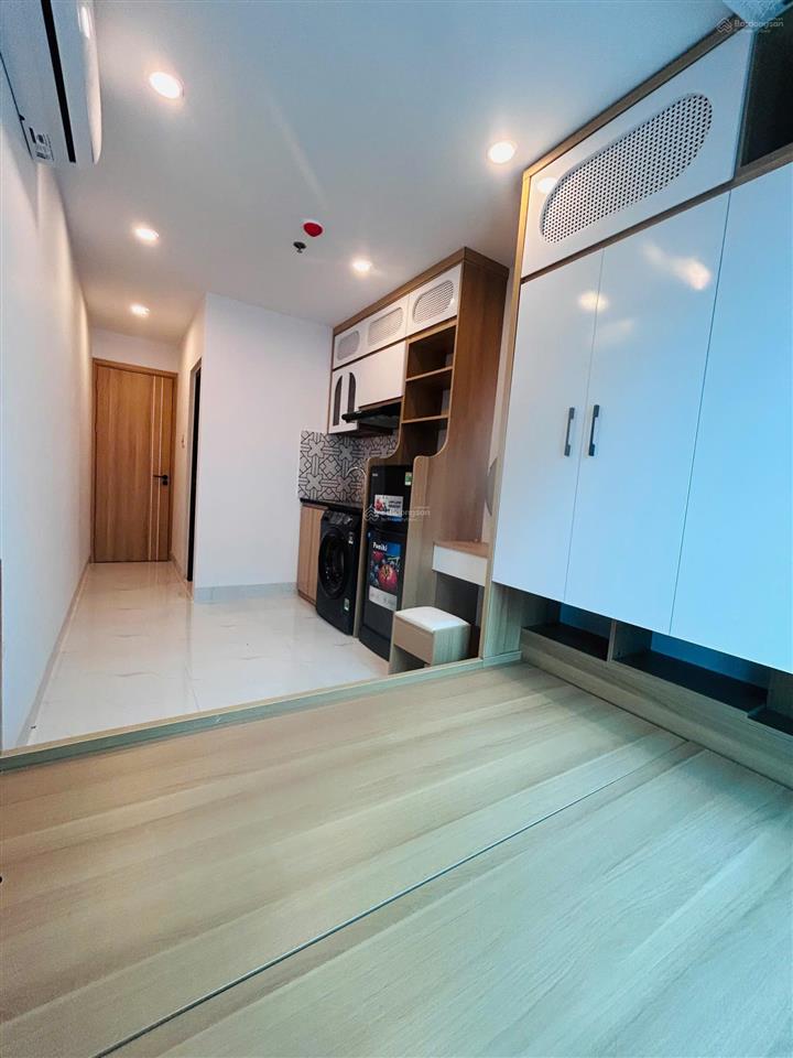 Chuyển nhượng tòa nhà phú diễn 67m², 7,5 tầng, 22 phòng khép kín, giá 19,5