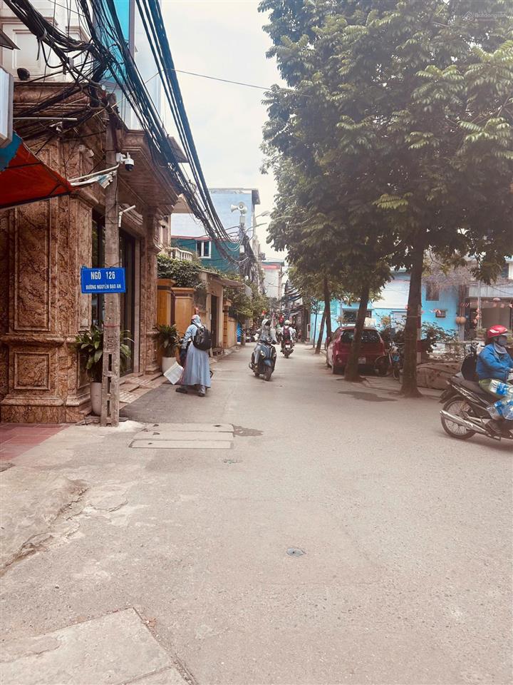 Chuyển nhượng tòa nhà phú diễn 67m², 7,5 tầng, 22 phòng khép kín, giá 19,5