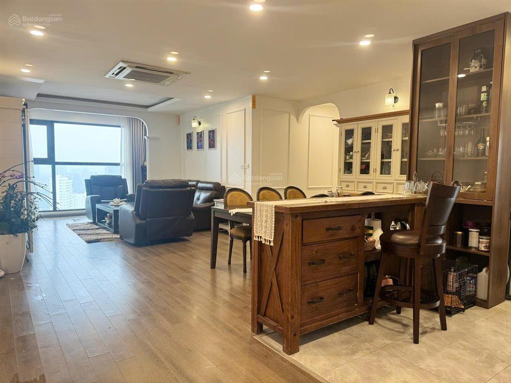 Bán căn hộ chung cư 3 phòng ngủ, tòa b tại thăng long number one, 13 tỷ, 130m2, đẹp, nhiều tiện ích