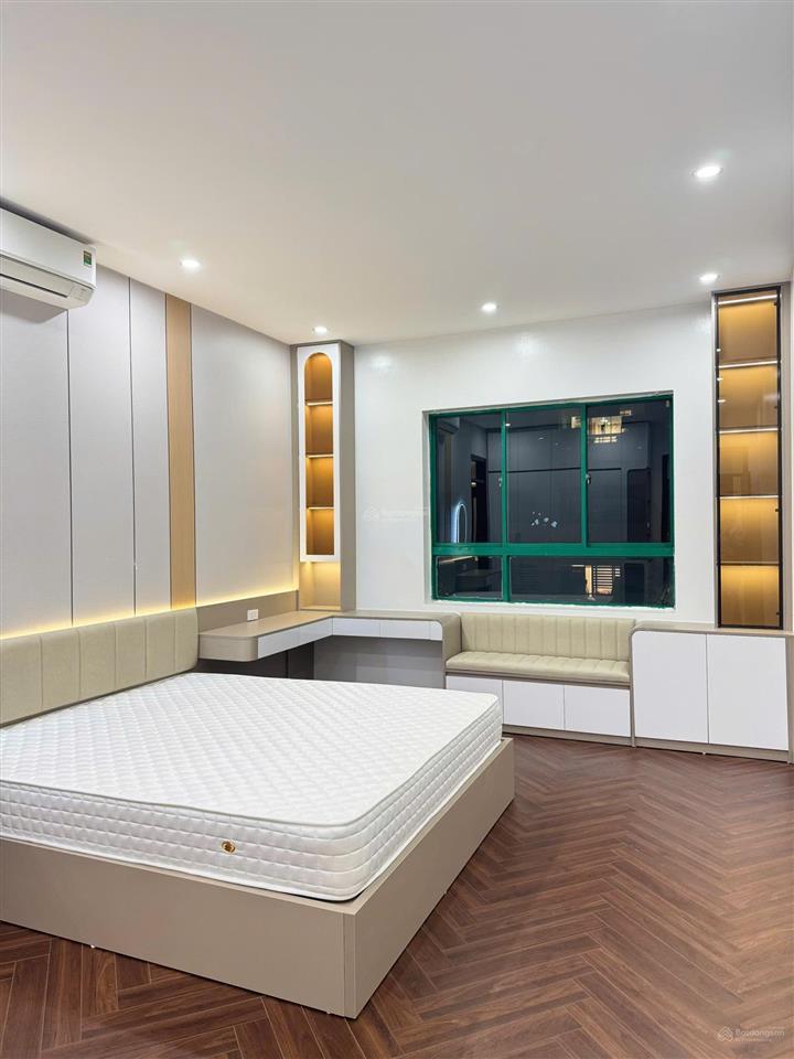 Tôi chủ nhà ch 160717t5 cần sang nhượng căn hộ 3 ngủ, 119m2 full nội thất mới đẹp.  0988 598 ***
